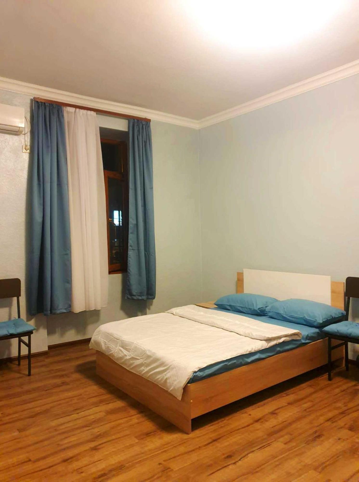 Apartment Near Sasundci Davit Metro Station Ереван Екстериор снимка