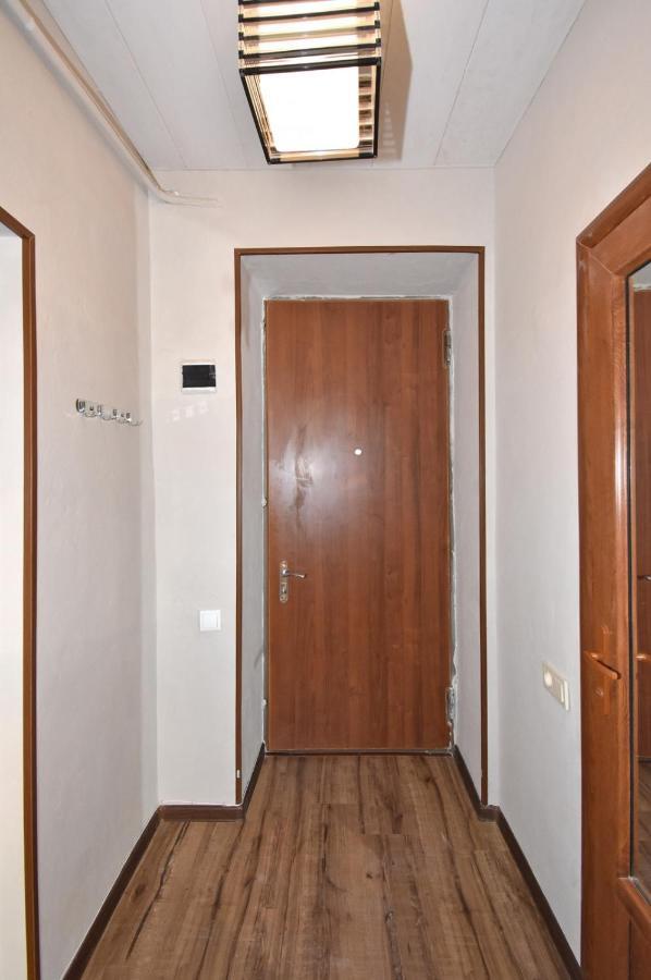 Apartment Near Sasundci Davit Metro Station Ереван Екстериор снимка