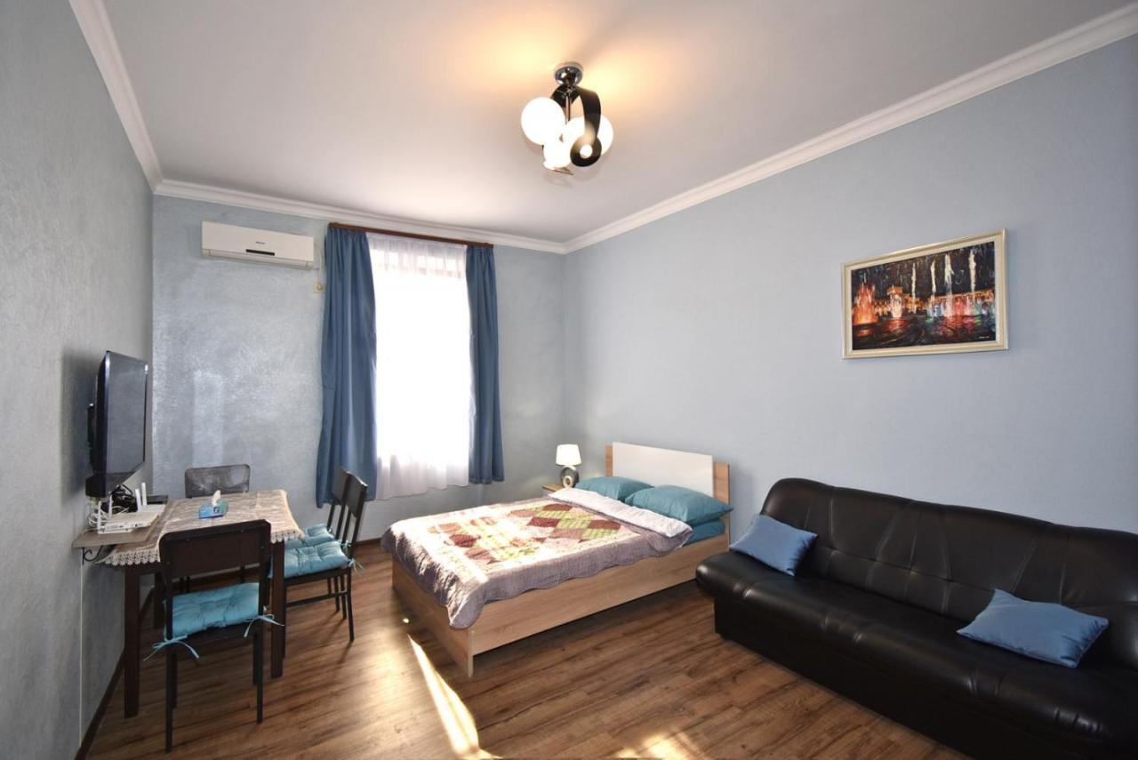 Apartment Near Sasundci Davit Metro Station Ереван Екстериор снимка